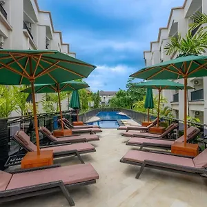 Hotel Cross Vibe Paasha Atelier Bali Kuta, Kuta Lombok